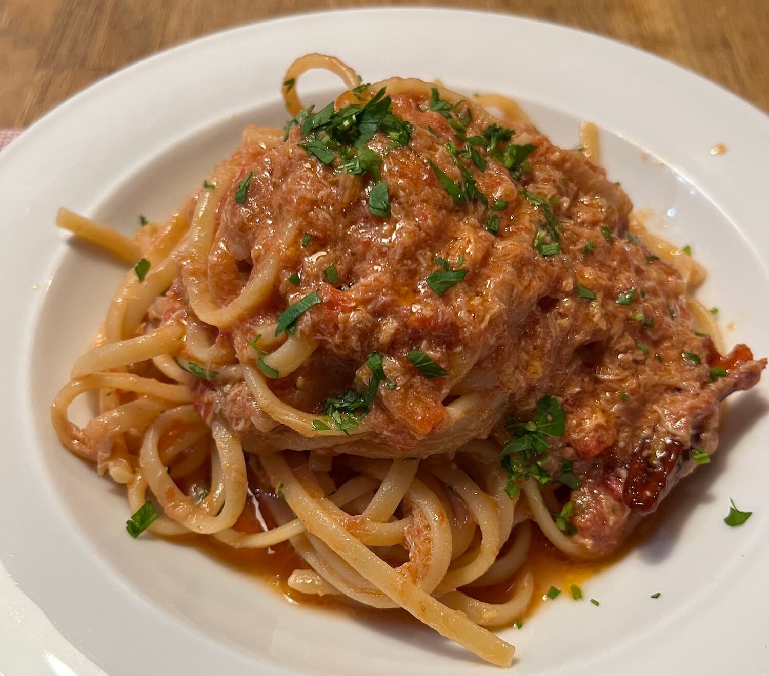ワタリガニの缶詰でトマトソースパスタ